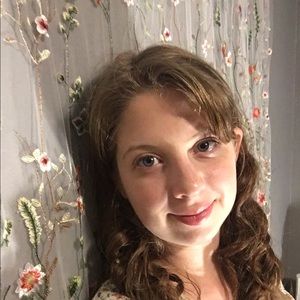 Meet your Posher, Abby